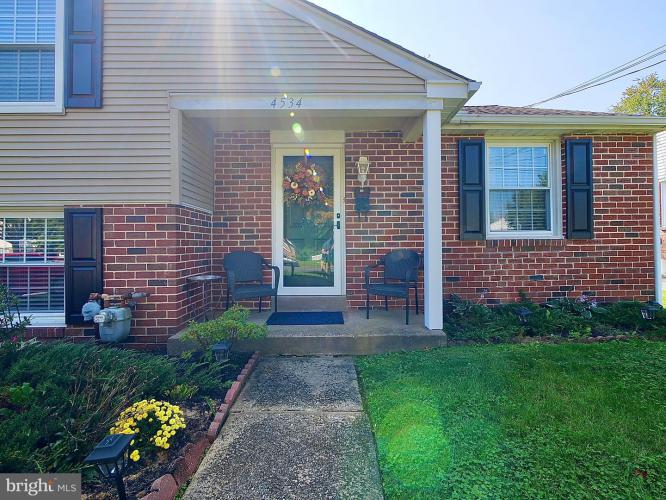 4534 School Lane, Brookhaven PA 19015 for sale by EveryHome Realtors