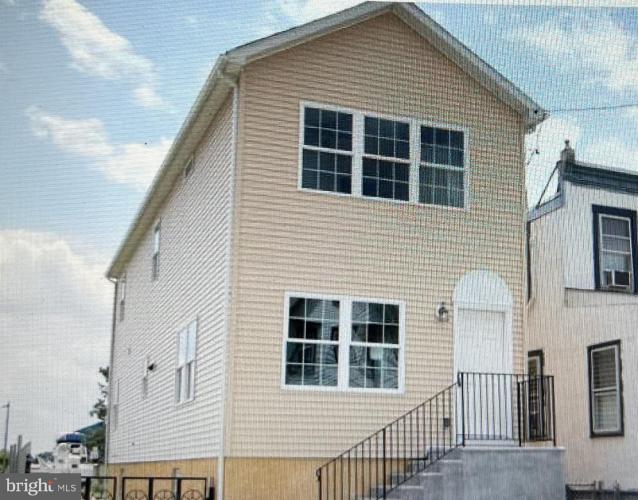 504 Front Street, Essington PA 19029 for sale by EveryHome Realtors