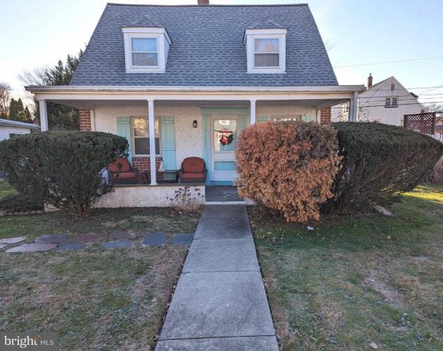 2430 Mole Road, Secane PA 19018 for sale by EveryHome Realtors