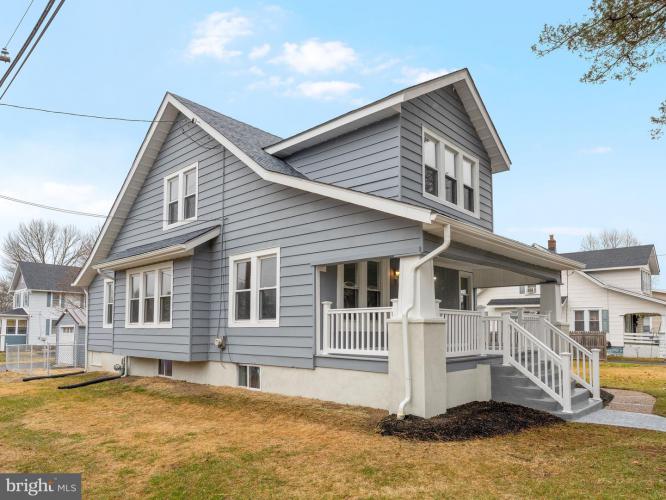 1726 Meetinghouse Road, Upper Chichester PA 19061 for sale by EveryHome