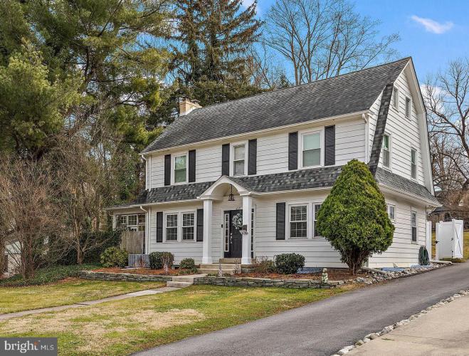 Photo of 459 N State Road, Springfield PA