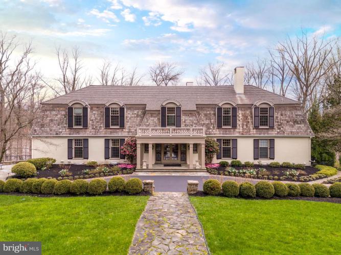 24 Lakewood Drive, Media PA 19063 for sale by EveryHome Realtors