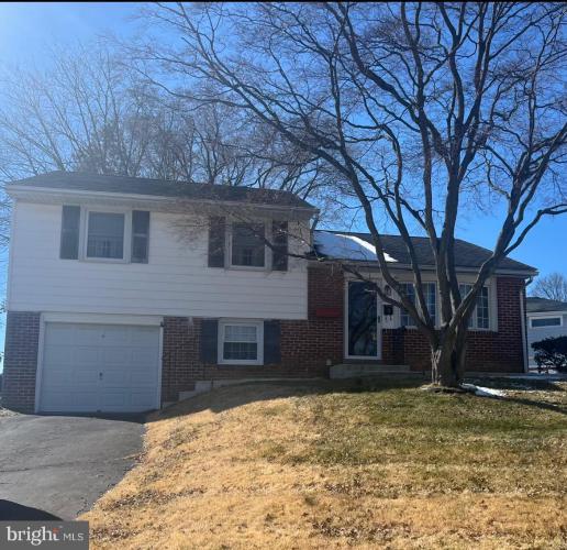 244 Warren Boulevard, Broomall PA 19008 for sale by EveryHome Realtors