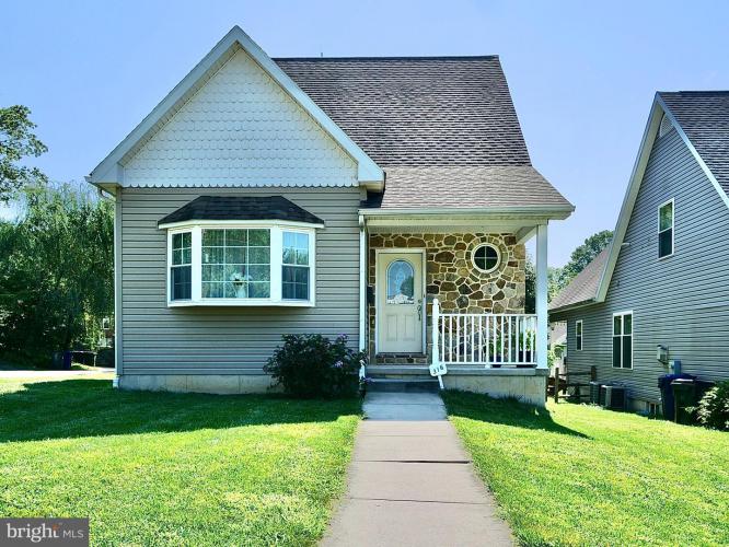 316 Blakeley Road, Wallingford PA 19086 for sale by EveryHome Realtors