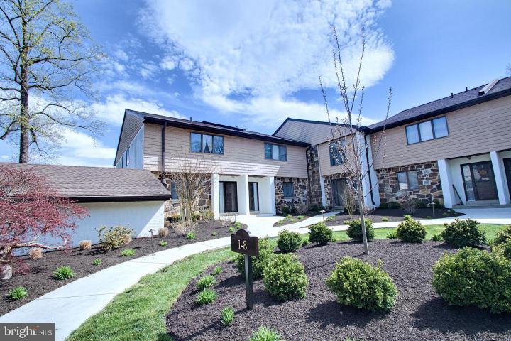 Photo of 1 Eagleview Drive, Newtown Square PA
