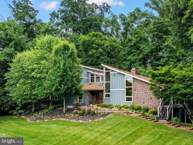 33 Lane, Cheyney PA 19319 for sale by EveryHome Realtors