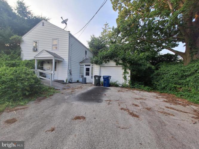 221 Willow Road, Wallingford PA 19086 for sale by EveryHome Realtors