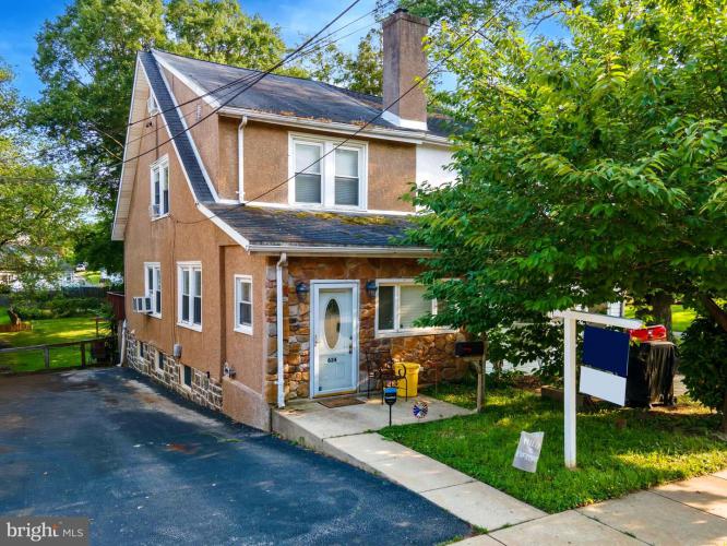 Photo of 624 E Springfield Road, Springfield PA