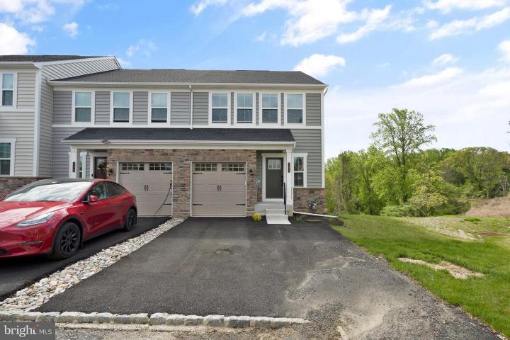 Photo of 121 Kyle Square, Media PA
