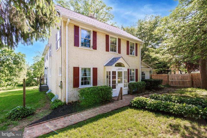 Photo of 309 Conestoga Road, Wayne PA
