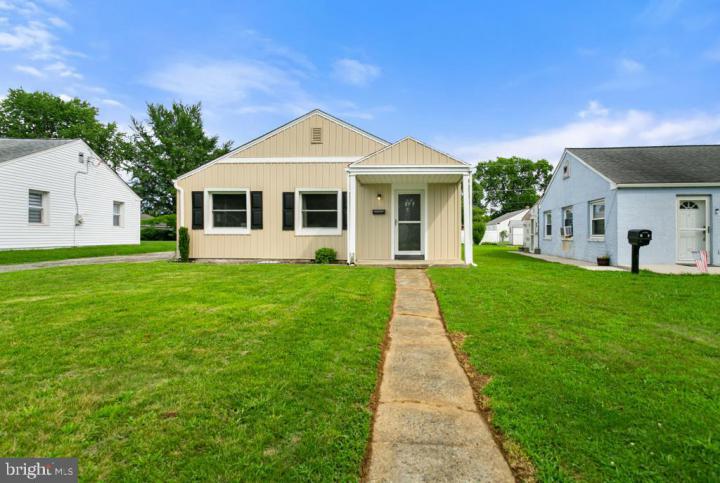 Photo of 11 Pancoast Avenue, Aston PA