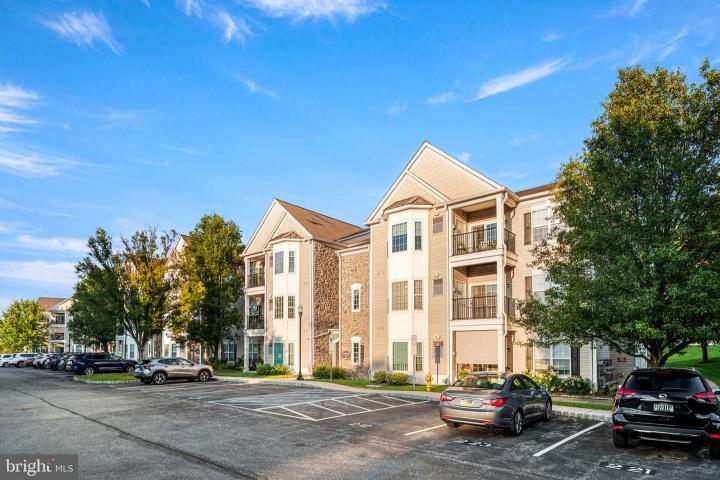 Photo of 231 Creekside Drive, Brookhaven PA