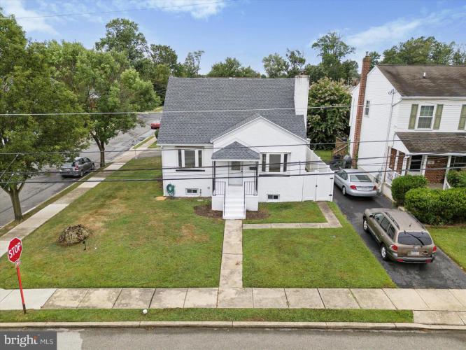 Photo of 505 Fernwood Avenue, Folsom PA