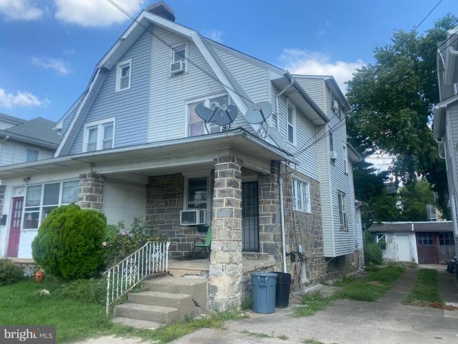 Photo of 417 Holly Road, Yeadon PA