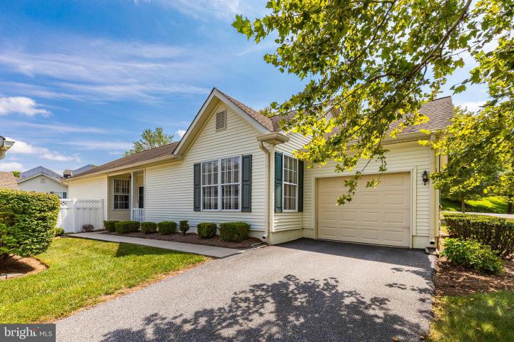 Photo of 1000 N Phipps Woods Court, Glen Mills PA