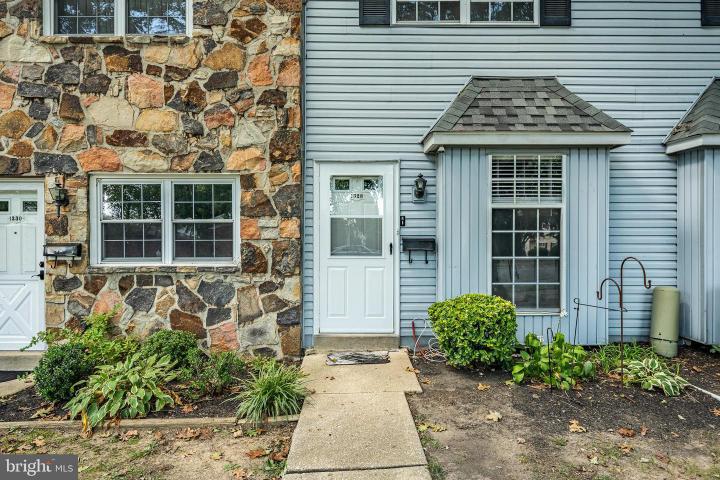 Photo of 1328 Rolling Glen, Upper Chichester PA