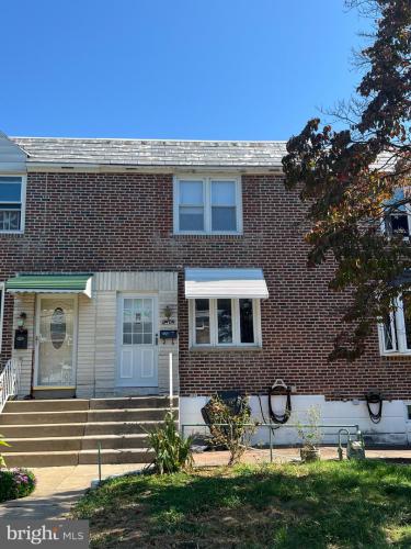 Photo of 2404 Stoneybrook Lane 1