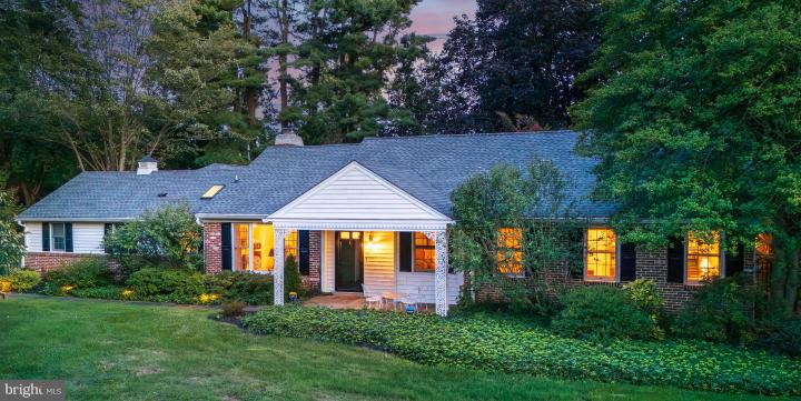 Photo of 598 Cricket Lane, Wayne PA
