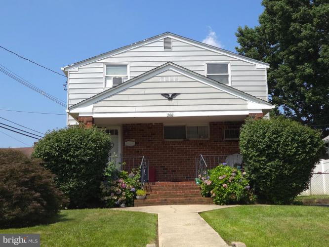 Photo of 200 E Roland Road, Brookhaven PA