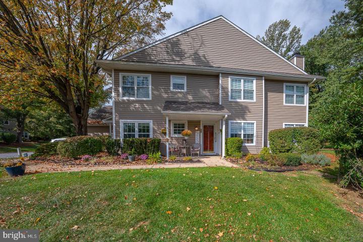 Photo of 325 Danbury Court 325, Glen Mills PA