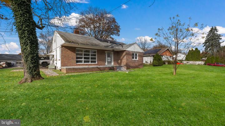 Photo of 506 S New Middletown Road, Media PA