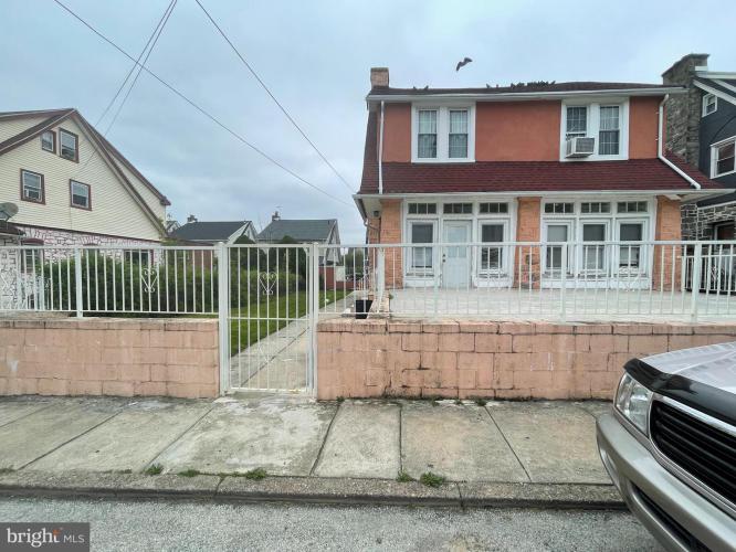 Photo of 27 Wellington Road, Upper Darby PA
