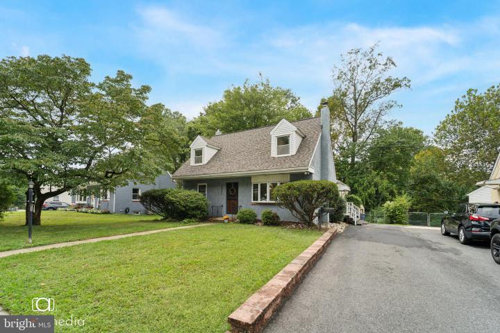 Photo of 1361 Valley Road, Woodlyn PA