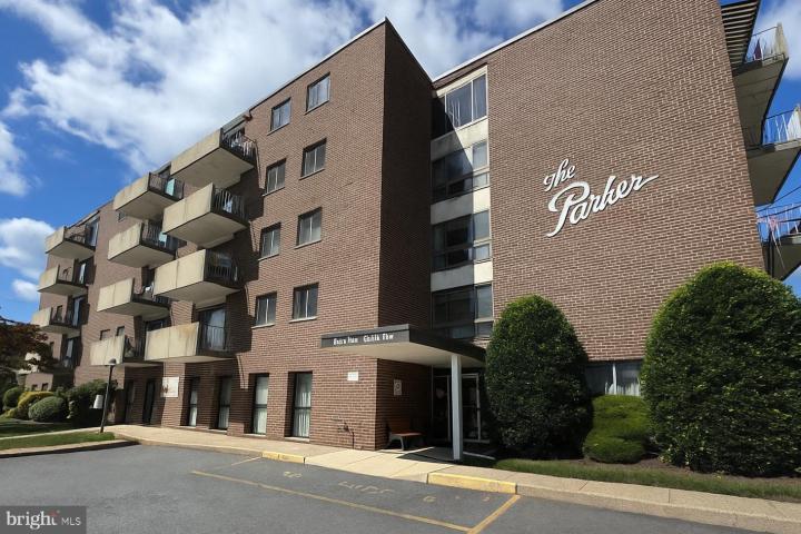 Photo of 33 W Chester Pike C6, Ridley Park PA