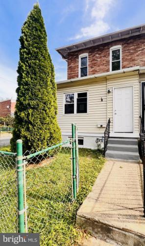 Photo of 1143 Chestnut Street, Darby PA