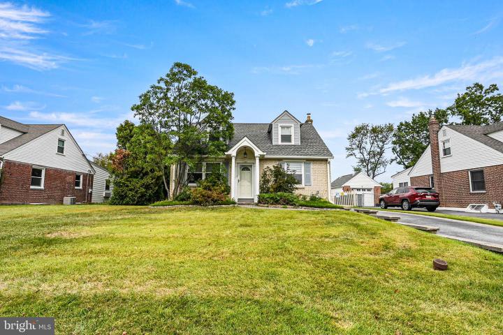 Photo of 453 Claremont Road