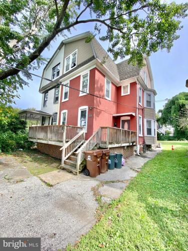 Photo of 23 N Wycombe Avenue, Lansdowne PA