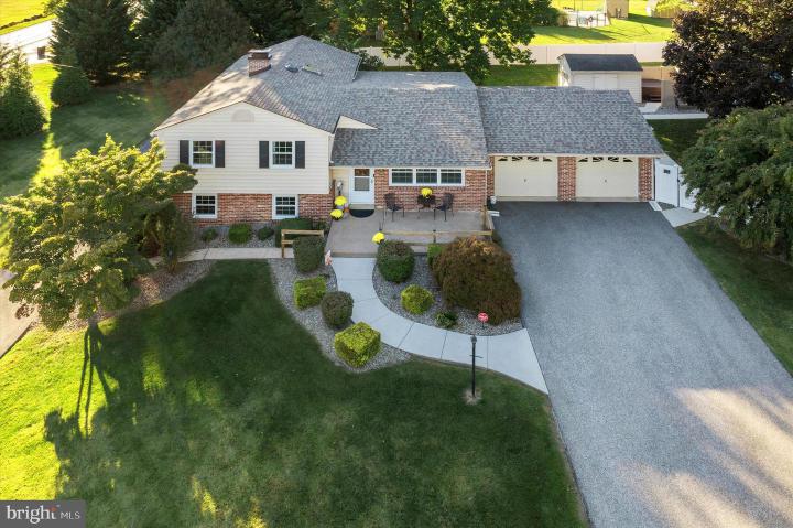 Photo of 2 Princess Anne Drive, Garnet Valley PA