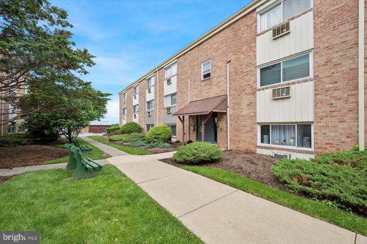 Photo of 8125 W Chester Pike C5, Upper Darby PA