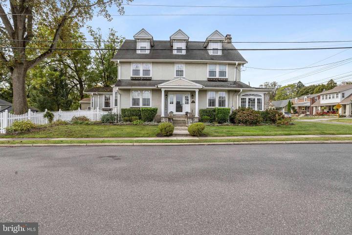 Photo of 201 S Highland Road, Springfield PA