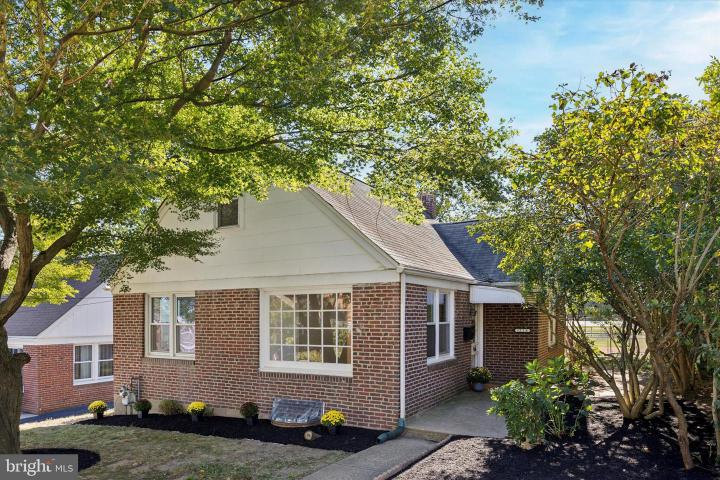 Photo of 1228 Old Lane, Drexel Hill PA