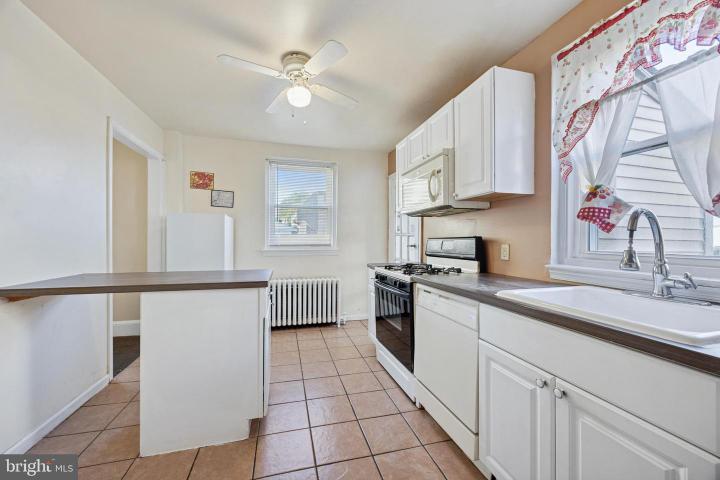 Photo of 107 S Keystone Avenue, Upper Darby PA