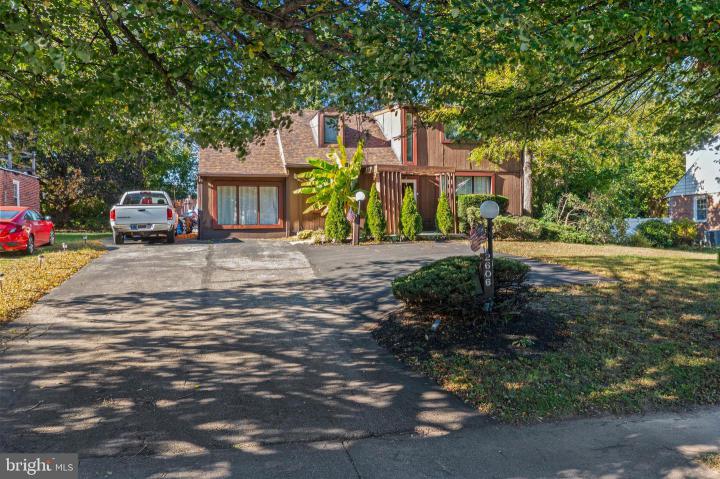 Photo of 2606 Springfield Road