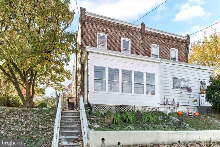 Photo of 1090 Eddystone Avenue