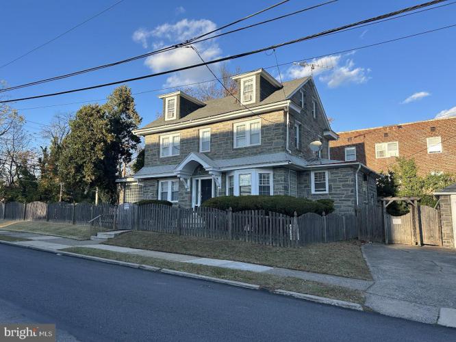 Photo of 1806 Garrett Road, Lansdowne PA