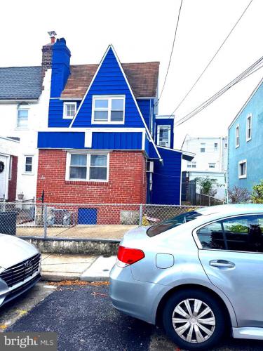 Photo of 208 Heather Road