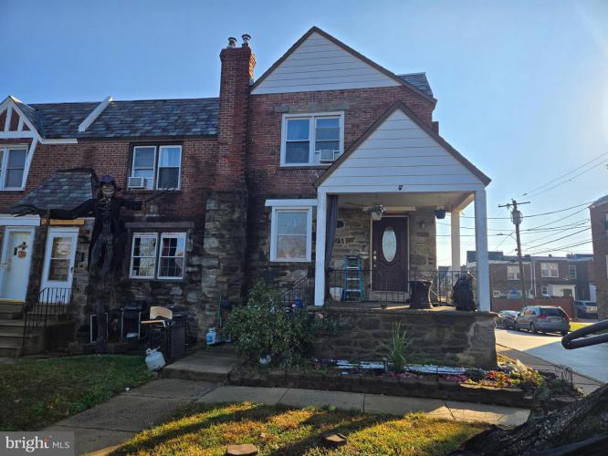 Photo of 201 Saint Laurence Road