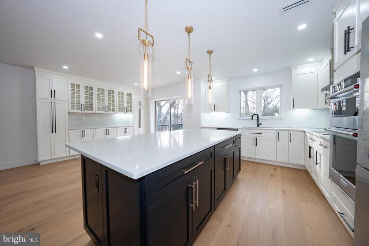 Photo of 212 Aronimink Drive