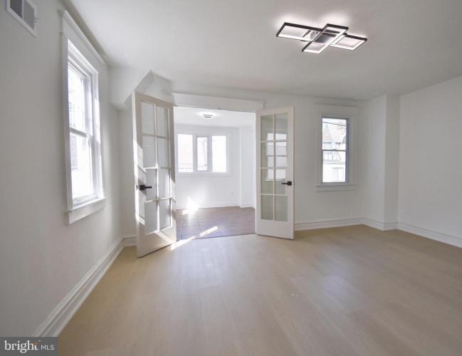 Photo of 247 Heather Road