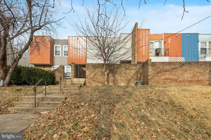 Photo of 1340 W 7th Street