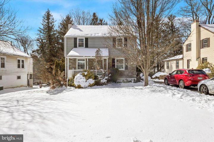 Photo of 838 West Avenue