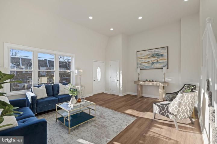 Photo of 168 Ervin Avenue