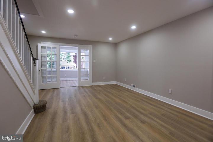 Photo of 225 Wright Avenue