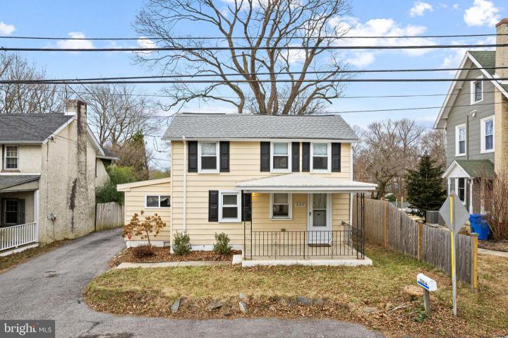 Photo of 224 S Pennell Road, Media PA