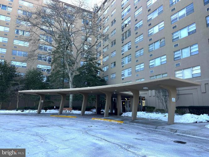 Photo of 1030 E Lancaster Ave 817, Bryn Mawr PA