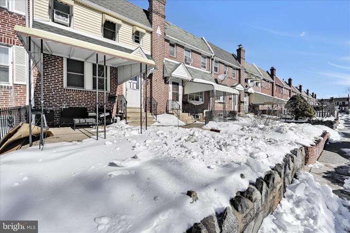 Photo of 217 E Greenwood Avenue